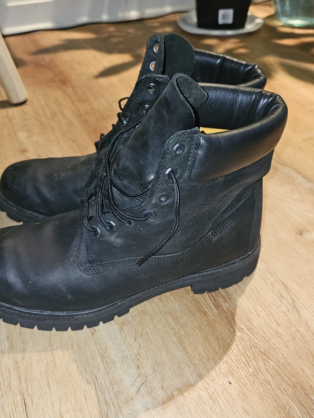 Timberland Men's Black Lace-Up Leather Work Boots - Picture 3 of 6